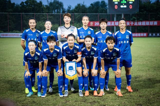 四方关系交错：张蕊、白百何与张继科的故事